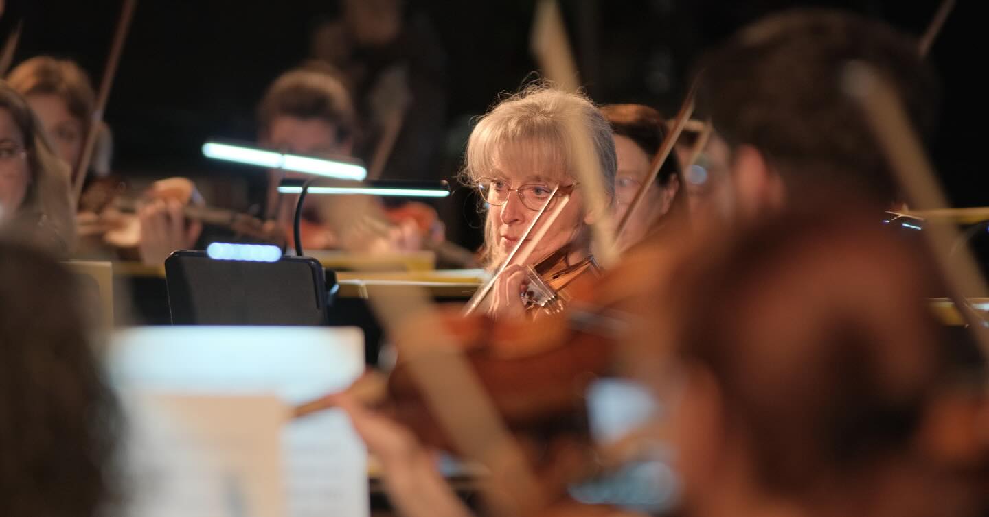 🎶 Un moment capté au cœur de l’orchestre. L’émotion se vit aussi en images.

#Montréal #Orchestre #CaptationVidéo #Concert #ArtsVisuels #Événementiel #Spectacle #Musique #ProductionVidéo #LesProductionsNordSud